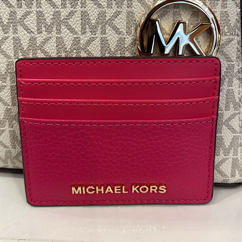 MICHAEL KORS
Large Pebbled Leather Card Holder Case
Electric Pink 
NWT - Picture 15 of 16